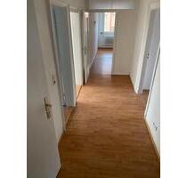 Gemütliche 4 Zimmer Dachgeschosswohnung - Wuppertal