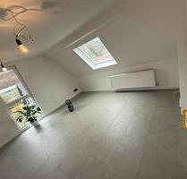 Dachgeschoss Wohnung Erstbezug - 720,00&nbsp;EUR Kaltmiete, ca.&nbsp; 60,00&nbsp;m&sup2; in Kreuztal (PLZ: 57223)