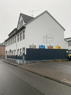 Foto - Lagerräume 600 qm - 1.200,00 EUR Kaltmiete, ca.  600,00 m²