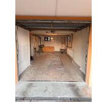 Garage mit KFZ-Grube & Strom - 250,00&nbsp;EUR Miete, in Herrenberg (PLZ: 71083)