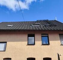 Freistehendes Haus in Dornburg-Frickhofen mit 3 Wohnungen