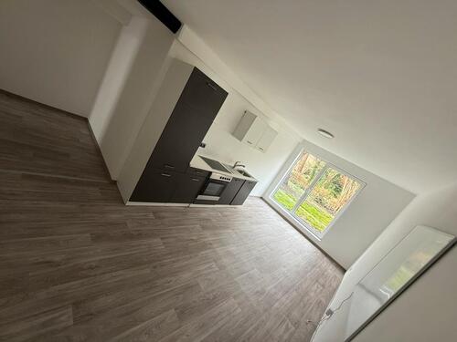 Foto - Zentrale Doppelhaushälfte mit Carport und Garten