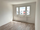 Foto - +++Saniert, mit Balkon und sogar mit Gäste WC+++