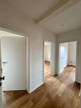 Foto - Große 4 Zimmer Wohnung +GarageErstbezug zu vermieten