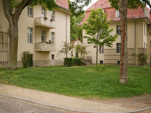 Foto - Helle 2-Zimmer Wohnung im 1. OG mit Balkon in Berlin-Buch