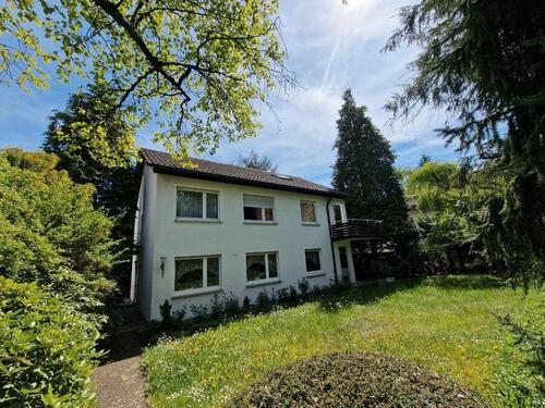 Foto - Großes, freistehendes EFH in Schorndofer Bestlage, provisionsfrei
