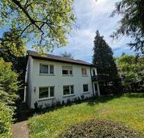 Großes, freistehendes EFH in Schorndofer Bestlage, provisionsfrei - Schorndorf