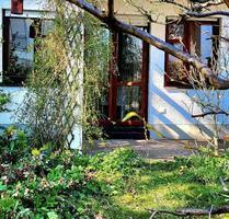 Ruhige 2-Zi. Eigentumswohnung, Garten, o. Provision, sofort frei - Taufkirchen