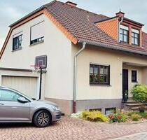 Doppelhaushälfte in Hamm Berge - 340.000,00&nbsp;EUR Kaufpreis, ca.&nbsp; 123,00&nbsp;m&sup2; in Hamm (PLZ: 59069) Berge