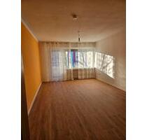 Frisch renovierte 1,5-Zimmer-Wohnung mit neuer Küche, Balkon - Dortmund Brackel