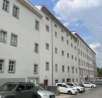 Perfektes Dachgeschoss-Atelier: viel Licht und großzügiger Raum - Dresden Cotta