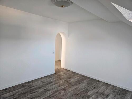 Foto - 2 Zimmer Dachgeschoßwohnung zur Miete in Tönisvorst