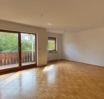 Helle 3,5 Zimmerwohnung mit Balkon und Garage - Horb am Neckar
