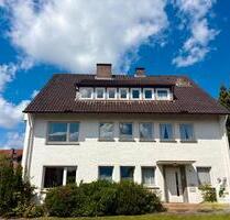 Ruhige Wohnlage & viel Platz – attraktive 4-Zimmer-Wohnung mit Balkon - Bad Salzuflen