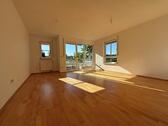 Foto - Helle 3-Zimmer-Wohnung mit Balkon und Tiefgarage in Trostberg