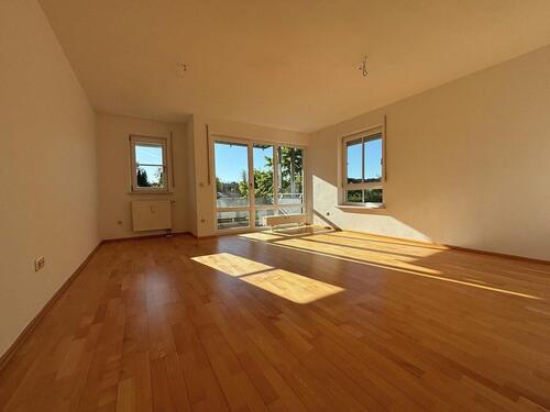 Foto - Helle 3-Zimmer-Wohnung mit Balkon und Tiefgarage in Trostberg