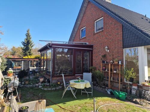 Foto - Einfamilienhaus + Keller mit schönen Garten und Pool