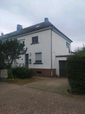 Foto - Zechen Reihen Eckhaus mit Garage und Ausbaupotenzial in Ka-Li