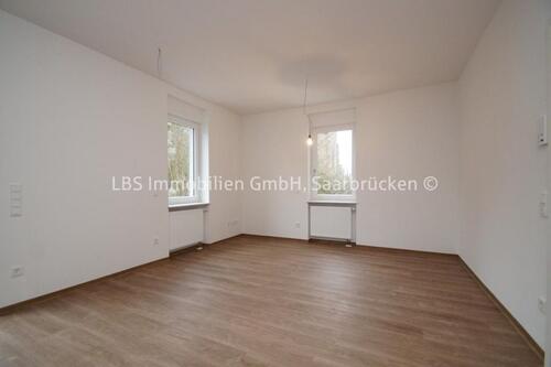 Foto - Mietwohnung mit Küche und Stellplatz in Reimsbach - ideal geeignet für Senioren