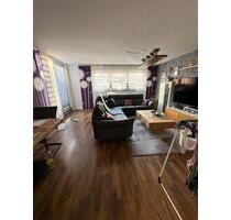 Helle und moderne Dachgeschosswohnung in Duisburg-Ruhrort