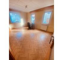 Büro Wohnung Laden Bäckertheke in Kaltennordheim ab 01.11.2025