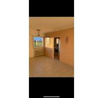 Mietwohnung - 976,00 EUR Kaltmiete, ca.  51,00 m² in Hemmingen (PLZ: 71282)