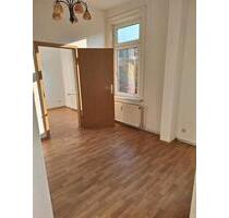 kleine Zweizimmerwohnung mit offener Einbauküche - Eisenach