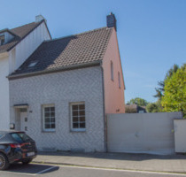 Zentrale Lage 2in1 Saniertes Haus + Baugrundstück - Neuss Furth-Mitte
