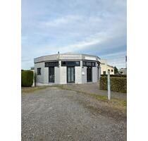 Gewerbegebäude vielseitig nutzbar an der A23 zu vermieten - Dägeling