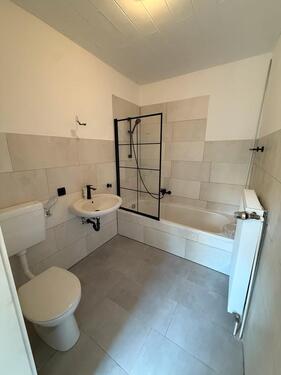 Foto - Charmante 2- zimmer Wohnung mit Separatem Eingang und Terasse