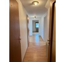 DG 2 Zimmer Wohnung - 850,00 EUR Kaltmiete, ca.  50,00 m² in Bühl (PLZ: 77815)