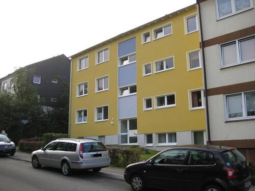 Foto - Helle, freundliche 3-Zi.Wohnung mit Balkon, PKW-Stellplatz, ideal für Paare, junge Familien