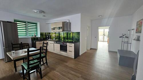 Foto - eine helle moderne möblierte 2-Zi. WG mit Balkon, 75qm