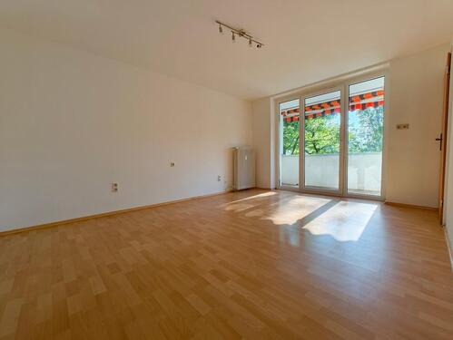 Foto - Provisionsfrei: Helle 3-Zimmer-Wohnung, Loggia; Bogenhausen