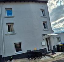 2 nebeneinander stehende vermietete Häuser - Merzig
