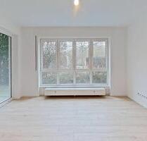 ** Erstbezug nach Sanierung ** Große 2-Zimmer-Wohnung mit sonniger Terrasse und Wannenbad - Düsseldorf Stadtbezirk 10