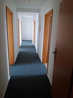 Foto - Renovierte 75 m² Wohnungen - 650,00&nbsp;EUR Kaltmiete, ca.&nbsp; 75,00&nbsp;m&sup2;