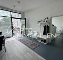 Helle Gewerbefläche für Praxis, Yoga, Coaching oder Studio - 140 m² in Stuttgart-Weilimdorf