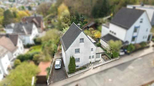Foto - Großes Einfamilienhaus in Siegen-Geisweid