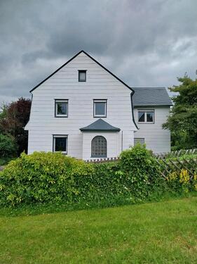 Foto - Großes Haus in Wüstenselbitz - 76.500,00 EUR Kaufpreis,