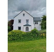 Großes Haus in Wüstenselbitz - 76.500,00 EUR Kaufpreis, in Naila (PLZ: 95119)