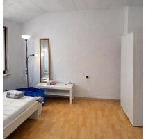 Teil möbliertes Zimmer mit eigener Dusche & WC zu vermieten - Karlsruhe Daxlanden