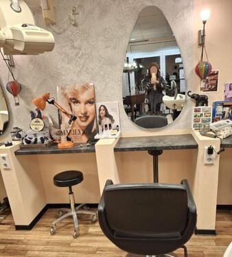 Foto - Gut aufgestellten Frisörsalon abzugeben