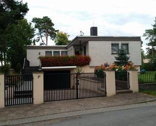 Bungalow in Wasserlage mit eigenem Steg - Groß Köris