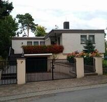 Bungalow in Wasserlage mit eigenem Steg - Groß Köris