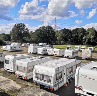 Foto - Stellplatzvermietung für Wohnwagen, Wohnmobile und Boote