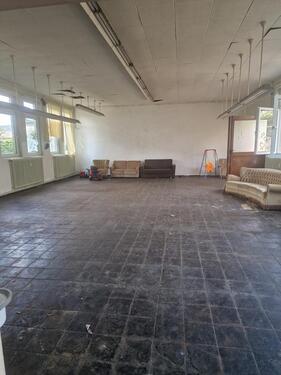 Foto - Lagerfläche Halle - 200 mª in Holzminden zu vermieten