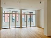 Foto - Hell&modern: 3,5-Zimmer, große Loggia, 3,40m Deckenh., von privat