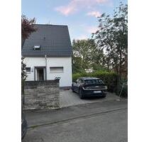 Doppelhaushälfte mit Einliegerwohnung von Privat - Korntal-Münchingen