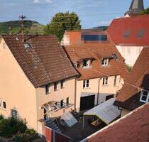 Vielseitiges Immobilienensemble mit drei Wohneinheiten - Wertheim
